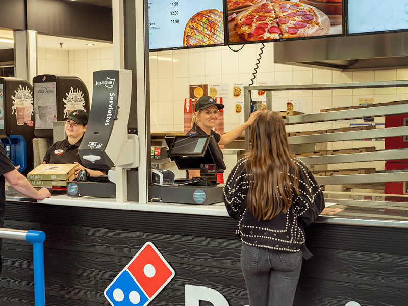 Regeringsverordening Officier Permanent Domino's Pizza | Bobbejaanland
